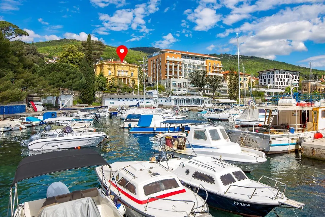 Apartment Rosa Opatija 0*,  Croatia